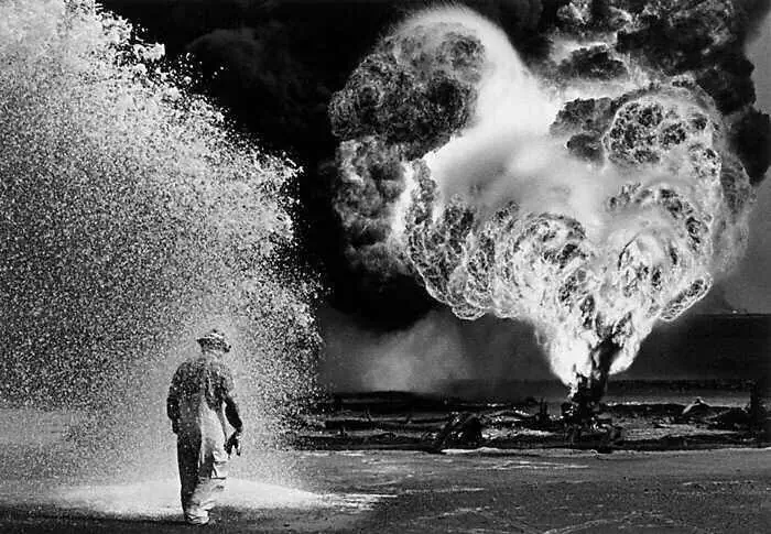 desert-hell-kuwait-1991-photo-by-sebastiao-salgado